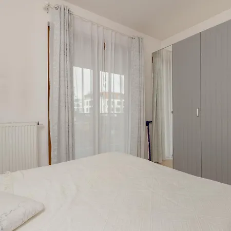 With Parking And Balcony In By Rent Like Apartment Gdynia