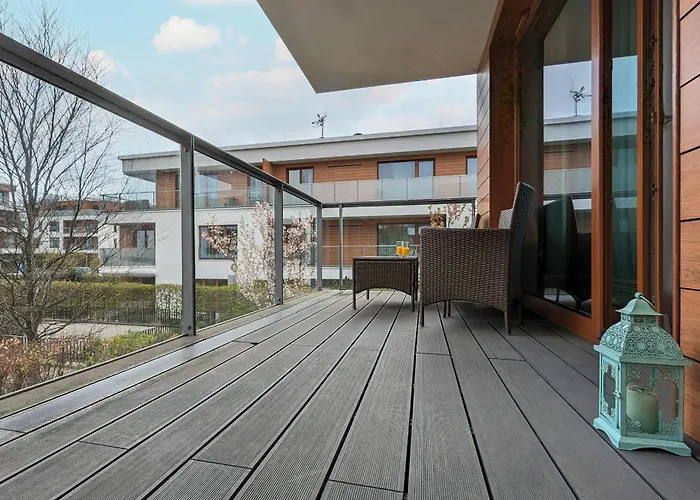 With Parking And Balcony In By Rent Like Apartmán *